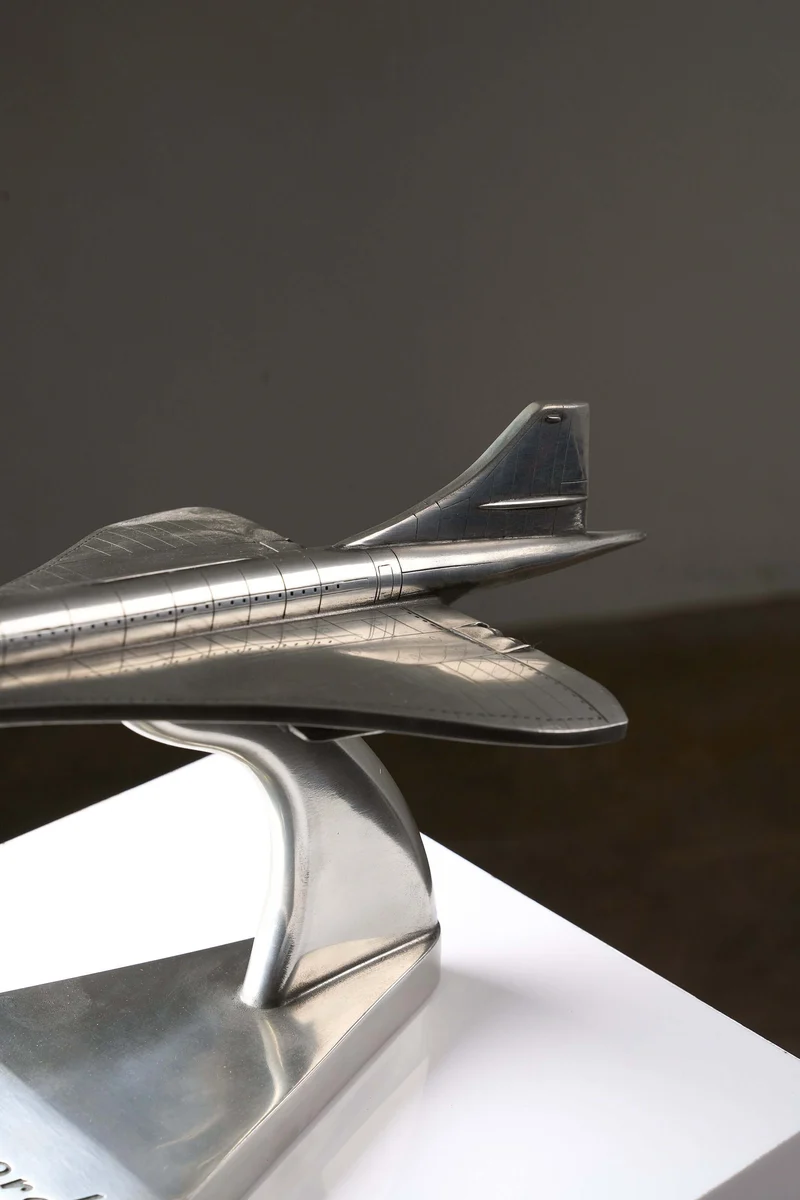 Compulsion Gallery Concorde Miniature Model