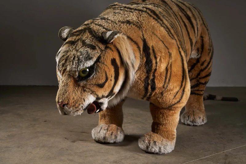 Life-Size Plush Toy Tiger Sculpture With Mechanical Head Lift