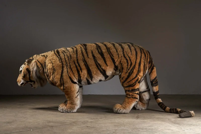 Life-Size Plush Toy Tiger Sculpture With Mechanical Head Lift