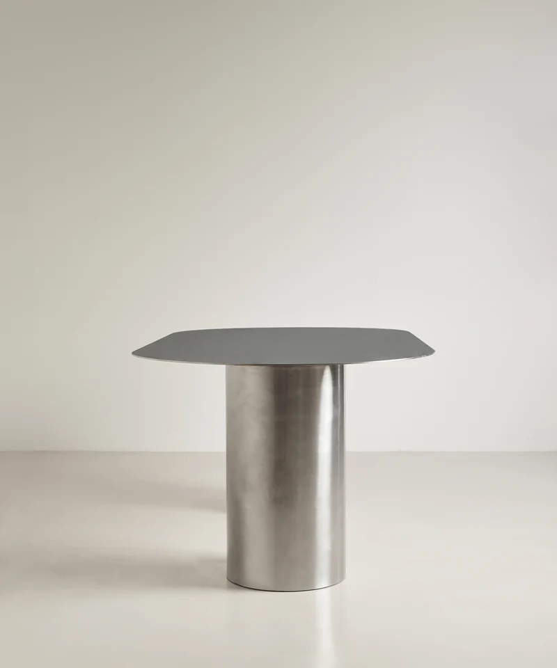 Mesa de Comedor Ovalada en Acero Laminado Iron (200 x 76 cm)