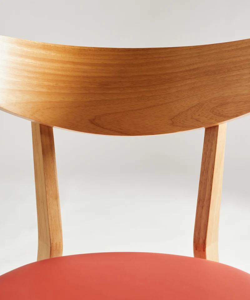 Silla de Comedor de Madera Maciza y Tapizada Aria
