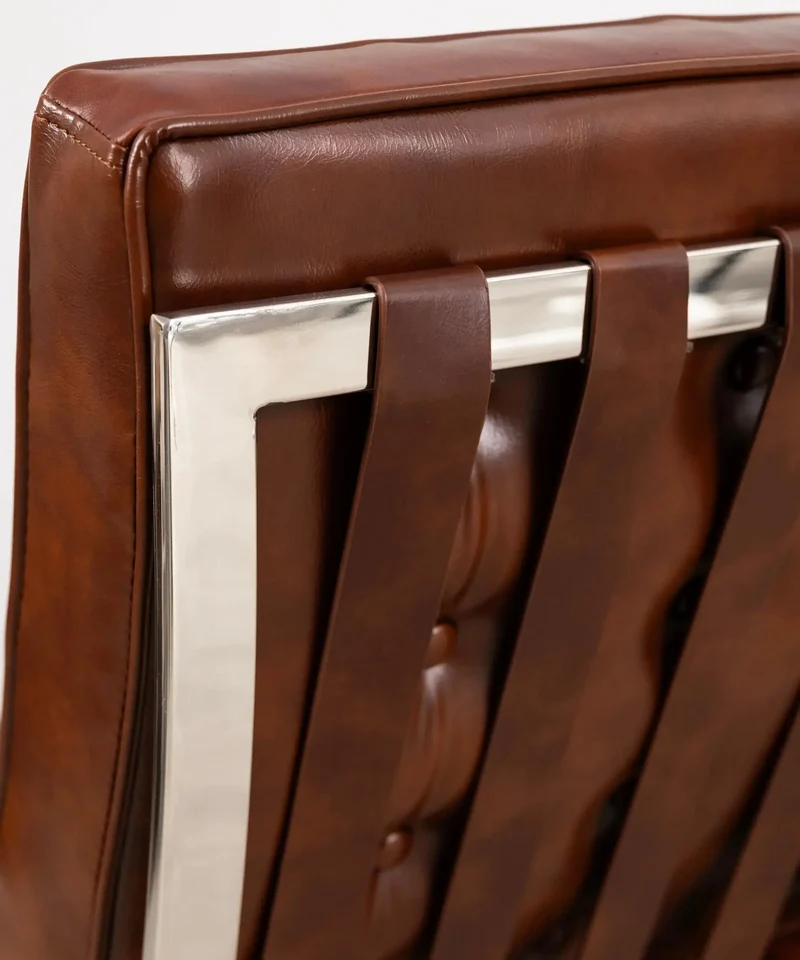 Silla de Acero Tapizada en Piel Italiana Seline
