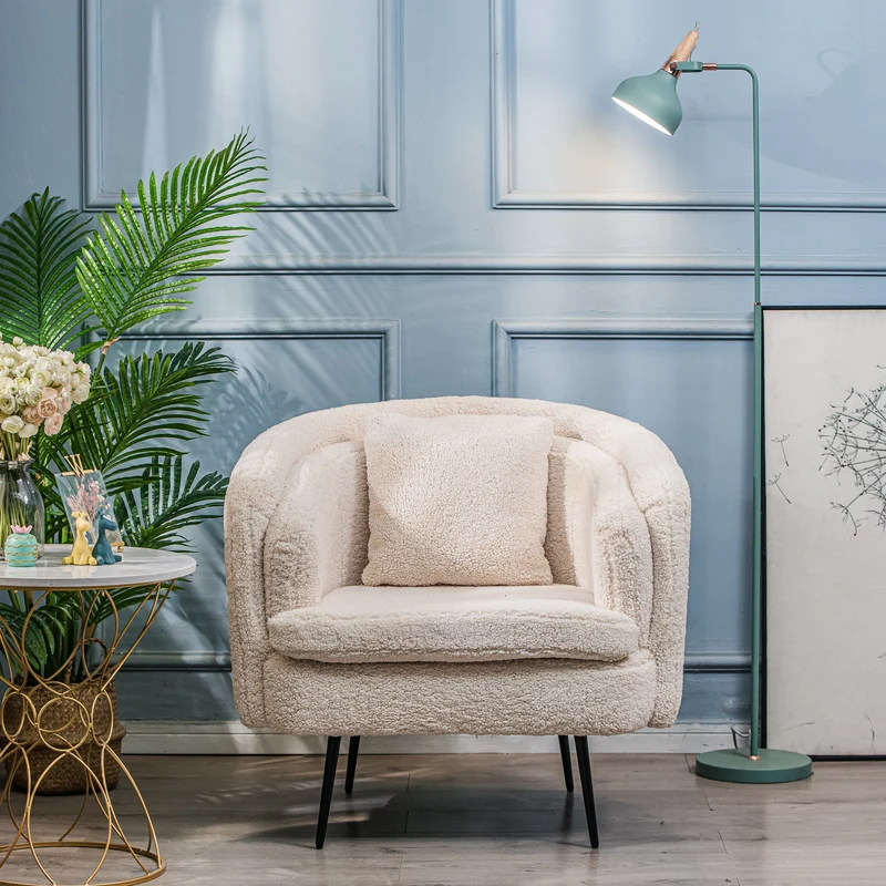Fauteuil de salon Nordlys en métal et bouclettes blanches DUKE