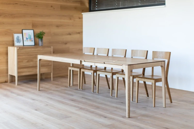 Table de salle à manger extensible en chêne massif CREATIV - VESKOR