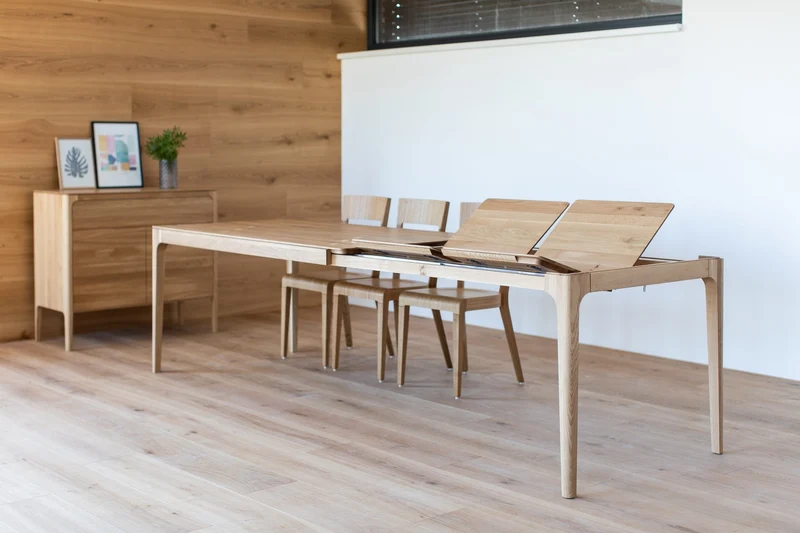 Table de salle à manger extensible en chêne massif CREATIV - VESKOR