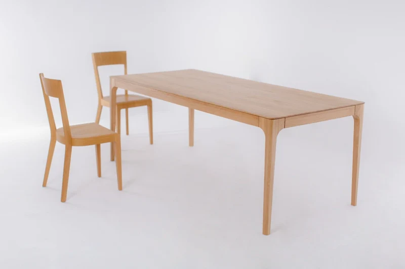 Table de salle à manger extensible en chêne massif CREATIV - VESKOR