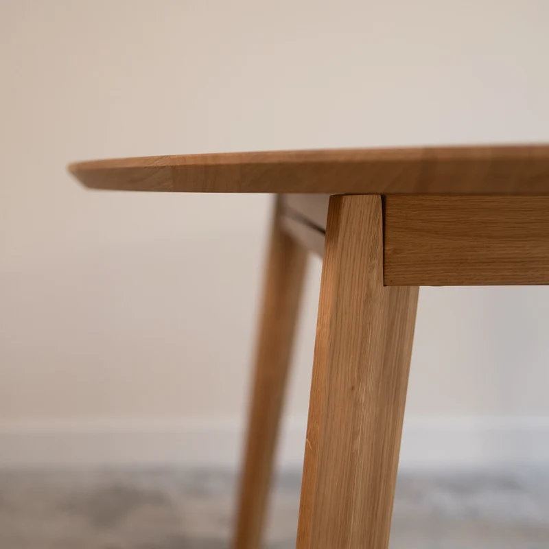 Table de salle à manger extensible ronde en chêne massif SAGA - VESKOR