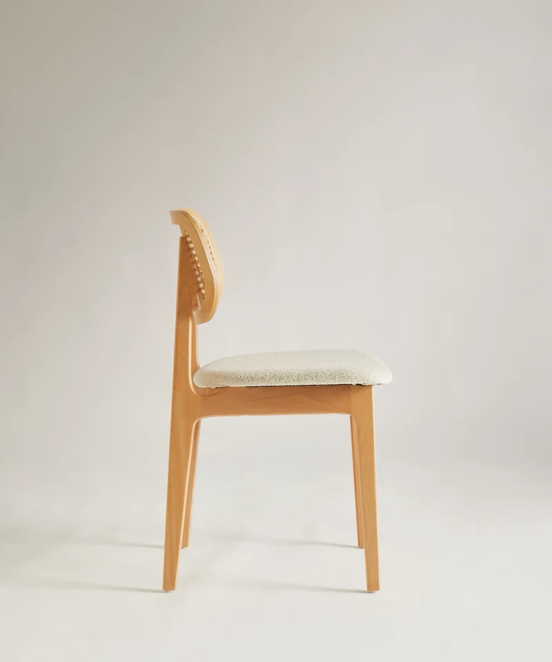 Silla de Comedor en Madera Tapizada Elma