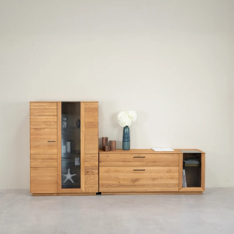 Buffet vitrine en bois massif de chêne Arvik - NordicStory