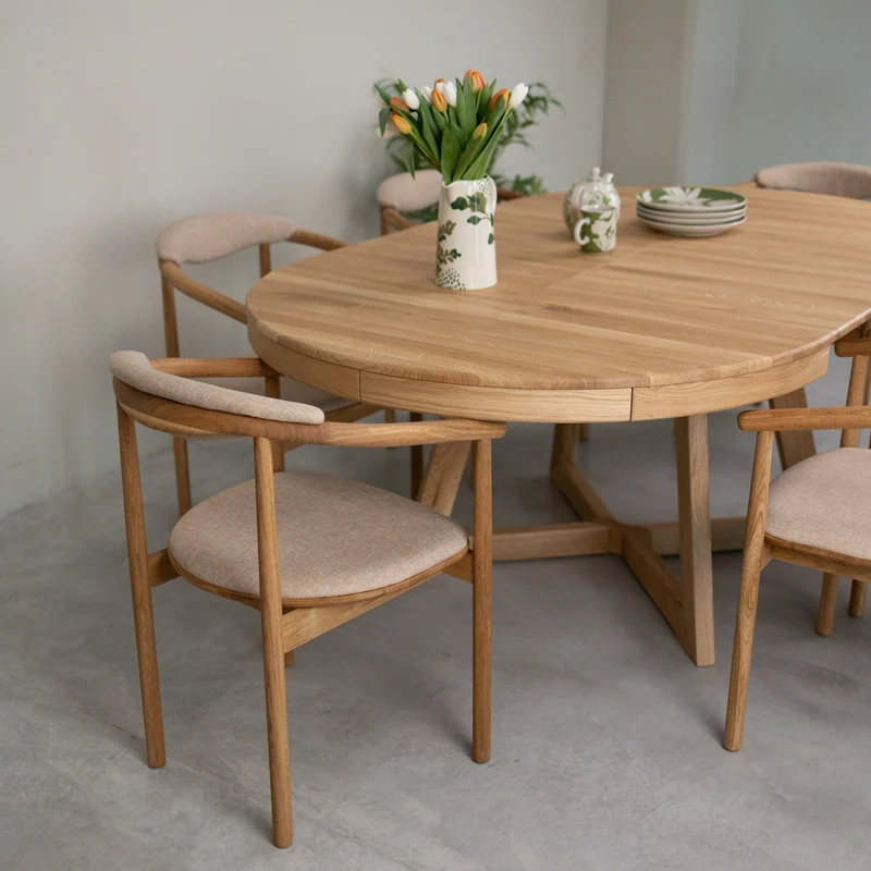 Table à manger ronde extensible en chêne massif Valence - NordicStory