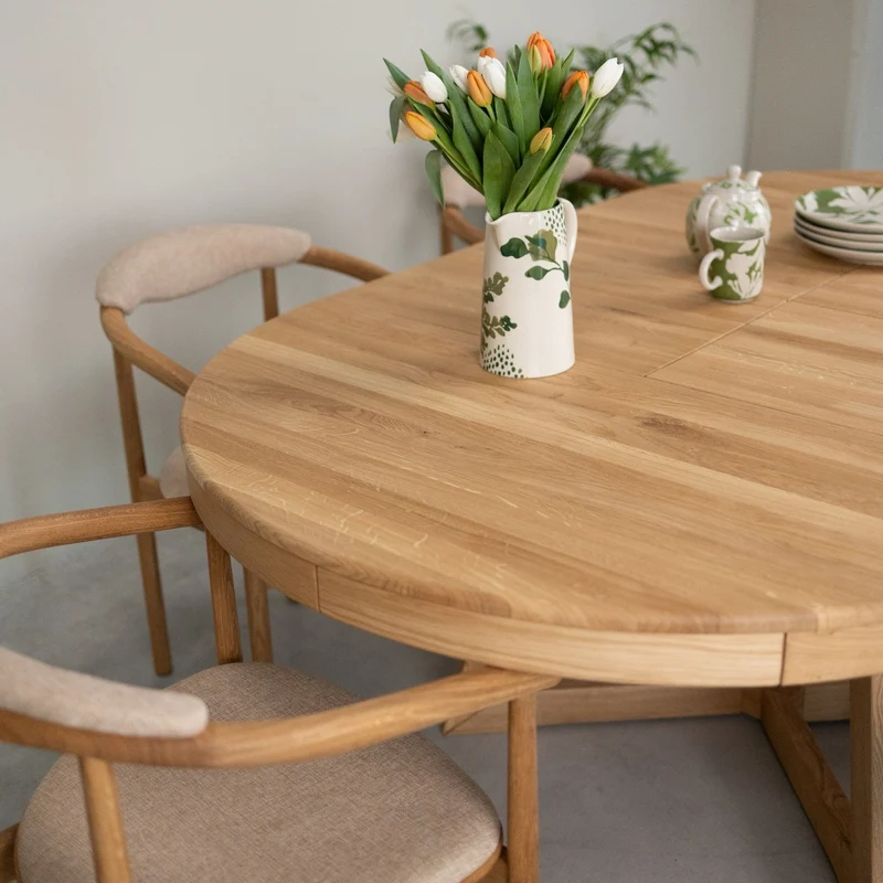 Table à manger ronde extensible en chêne massif Valence - NordicStory