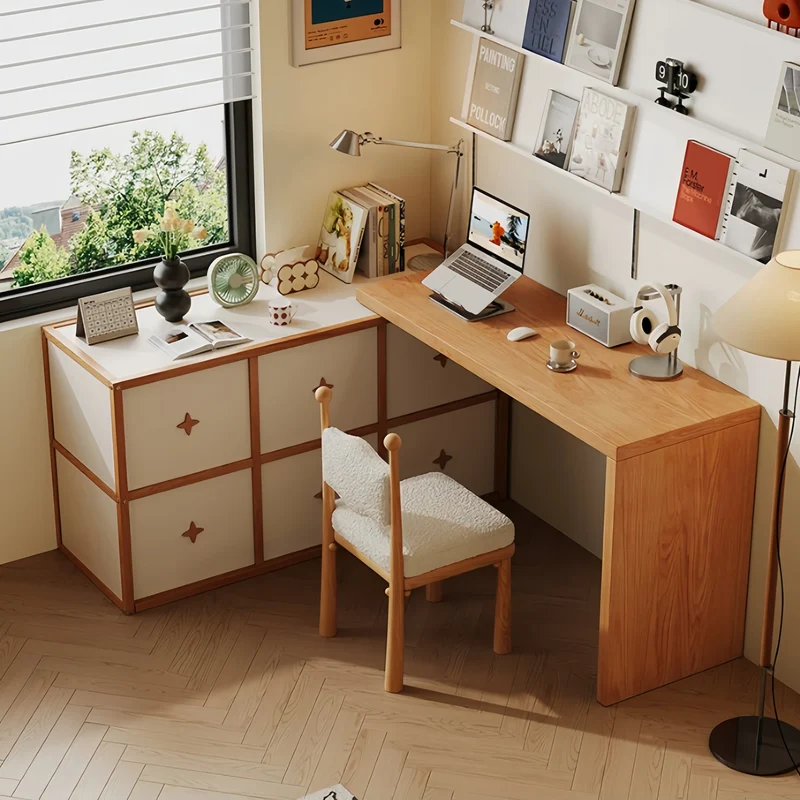 Lit escamotable avec bureau pivotant