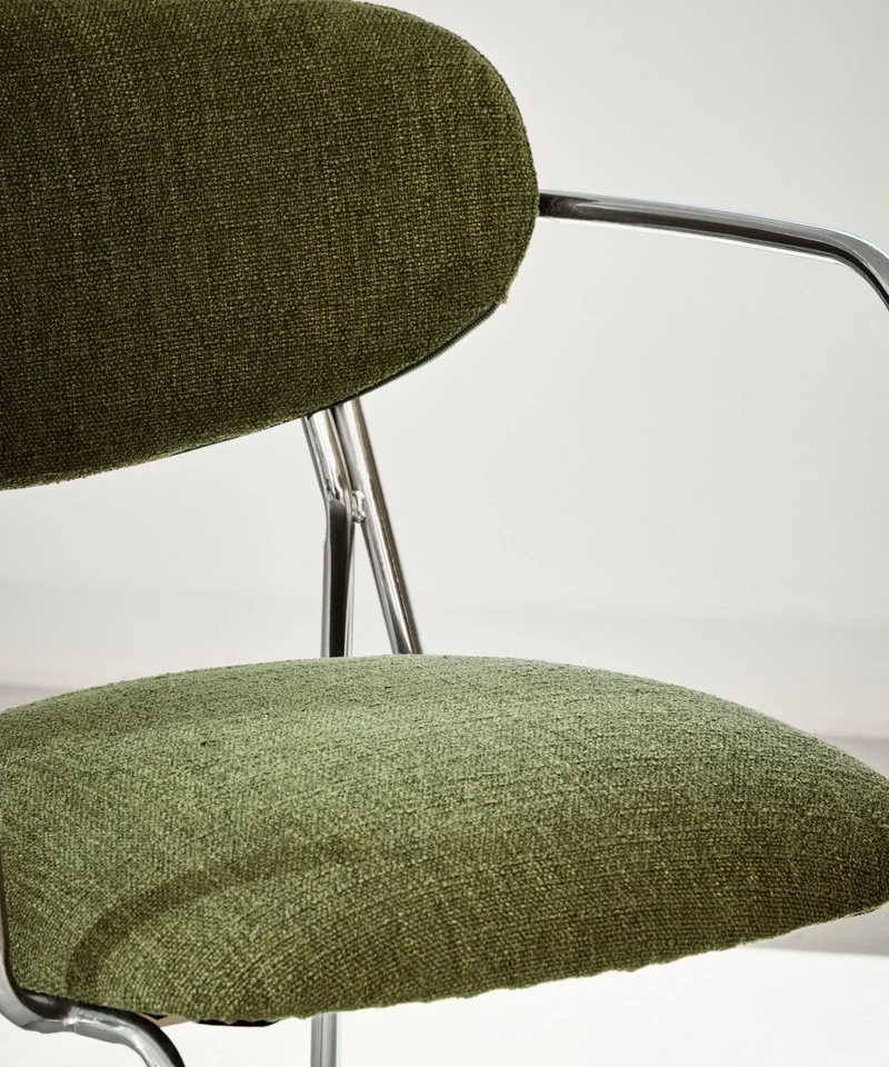 Silla de Comedor de Tela y Metal con Reposabrazos Moritz Arms
