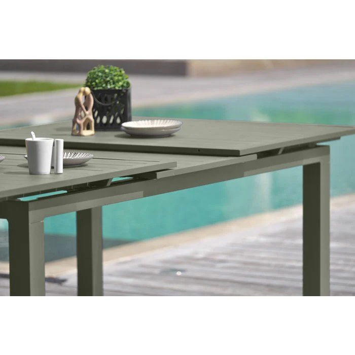 Table de jardin DCB GARDEN 10 places en aluminium kaki 180/240x100 cm avec rallonge automatique