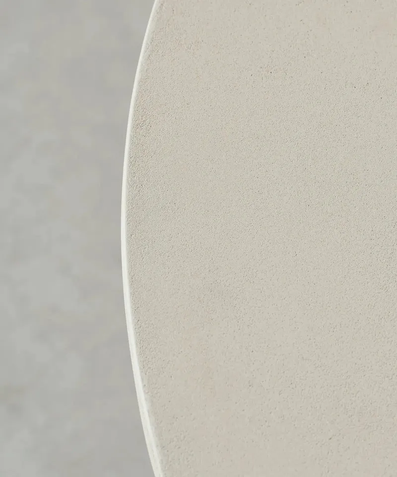 Mesa de Comedor Ovalada en Microcemento Juno