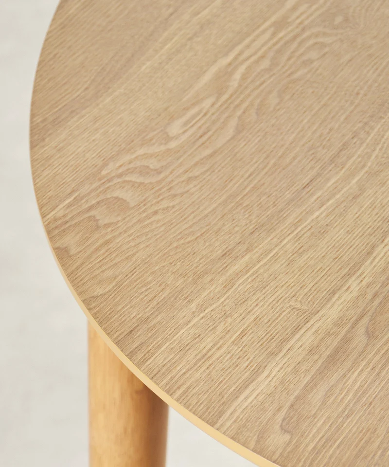 Mesa de comedor de madera ovalada Tina (130 cm)