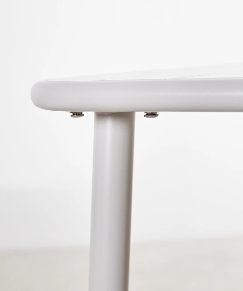 Mesa exterior de metal alargada Sora (140x70 cm)