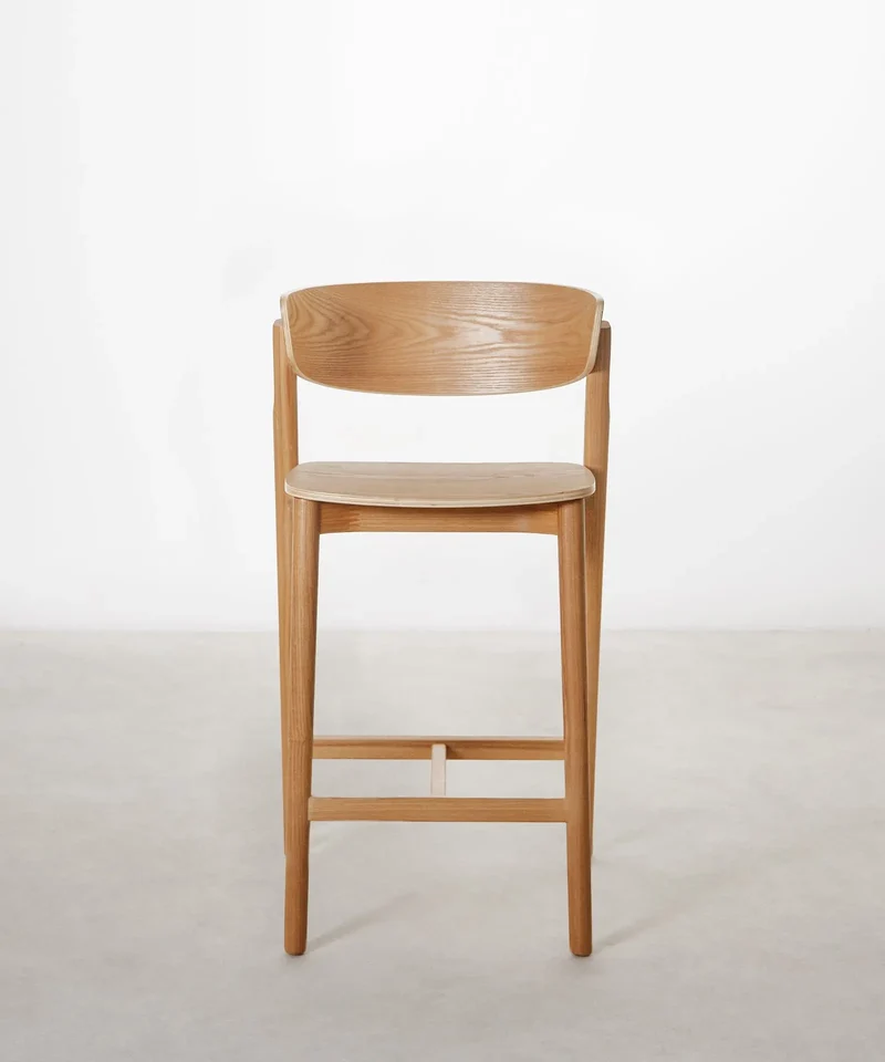 Taburete de madera Skog