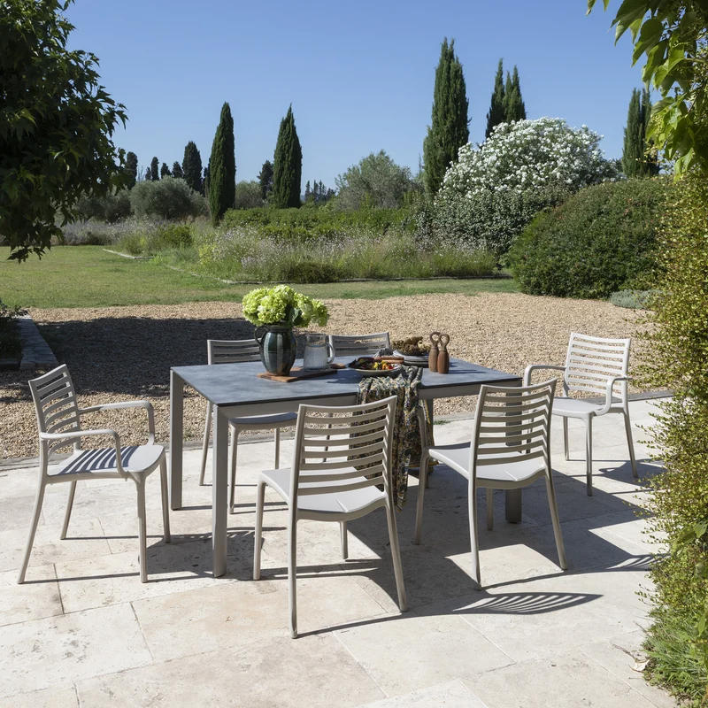 Table rectangulaire GREGGIA 160 x 95 cm
