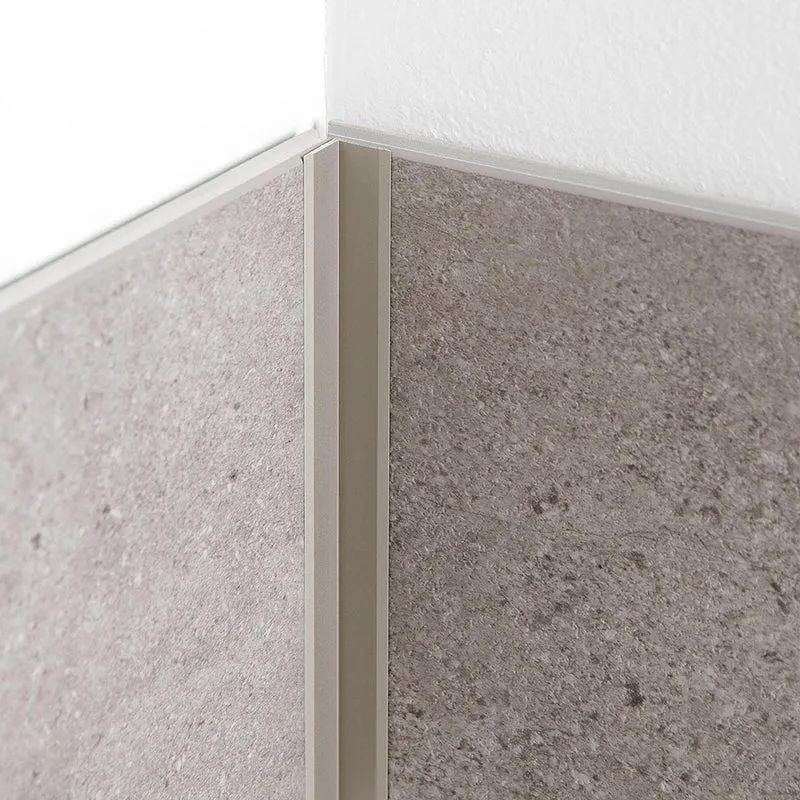 Profil de finition angle interne aluminium