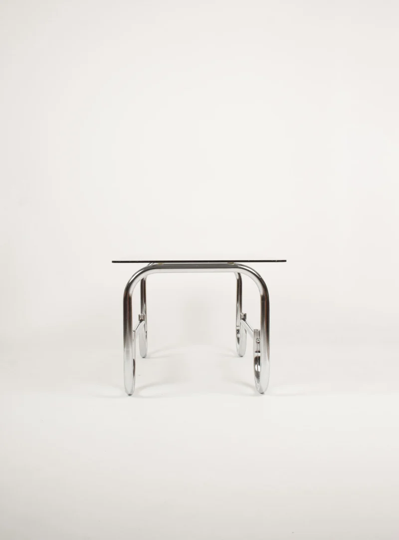Table basse moderniste