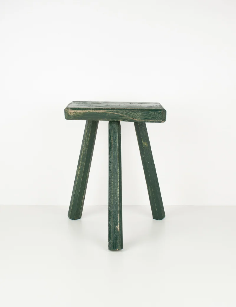 Tabouret de ferme tripode vert