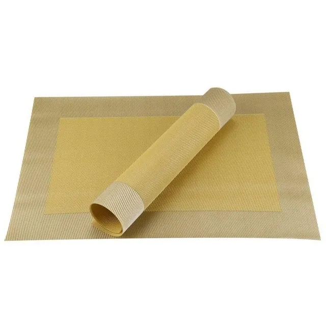 Set de Table en Plastique Rigide de Design Rectangulaire Jaune Or Doré Haute Qualité (4 Pièces)
