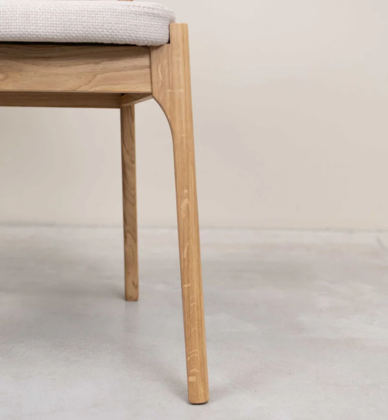 Chaise en bois massif de chêne Astrid, revêtement - Lot de 2 ou 4 chaises - NordicStory