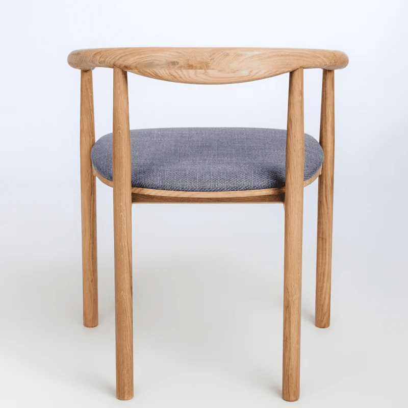 Chaise en bois massif de chêne Léa, revêtement en Gris/Beige - Lot de 2 ou 4 chaises - NordicStory