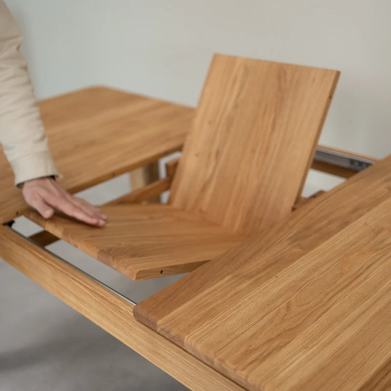 Table à manger rectangulaire extensible en bois massif de chêne Kodama - NordicStory