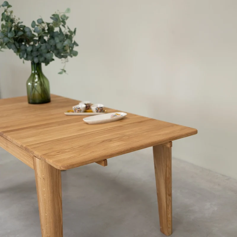Table à manger rectangulaire extensible en bois massif de chêne Kodama - NordicStory