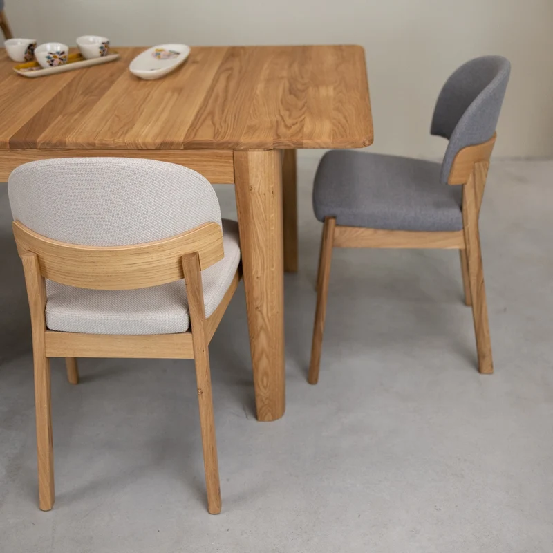 Table à manger rectangulaire extensible en bois massif de chêne Kodama - NordicStory
