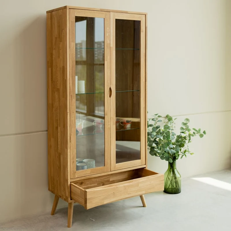 Vitrine en bois massif de chêne Malmo - NordicStory