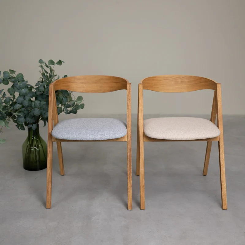 Chaise en bois massif de chêne naturel Oscar, revêtement - Lot de 2 ou de 4 chaises - NordicStory