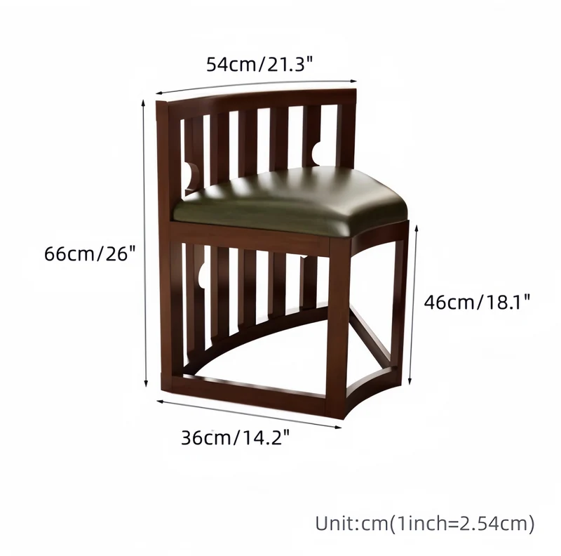 Ensemble table et chaises rondes en bois massif, peu encombrantes, avec chaises intégrées.
