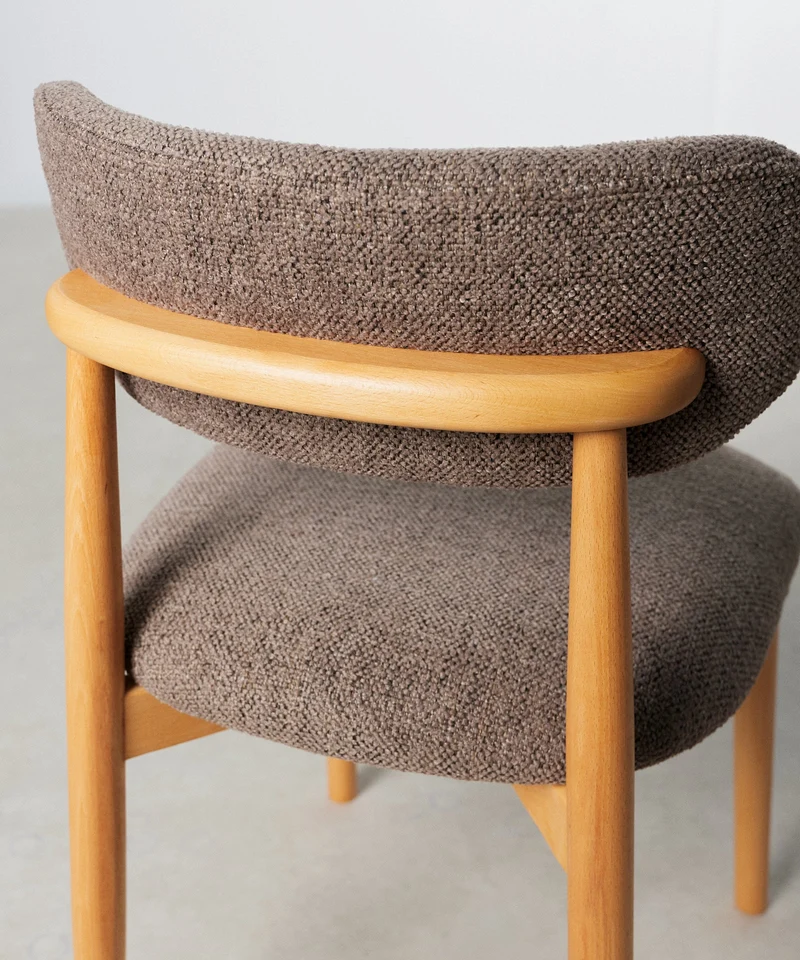 Silla de Comedor en Madera y Tapizada Dean
