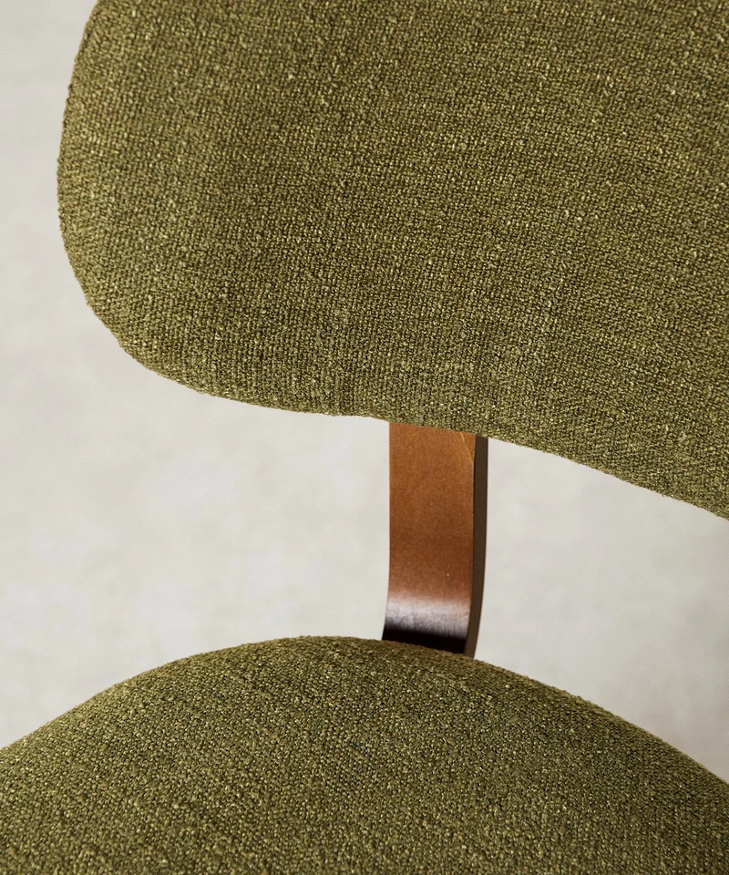Silla de Comedor en Madera y Tapizada Benton