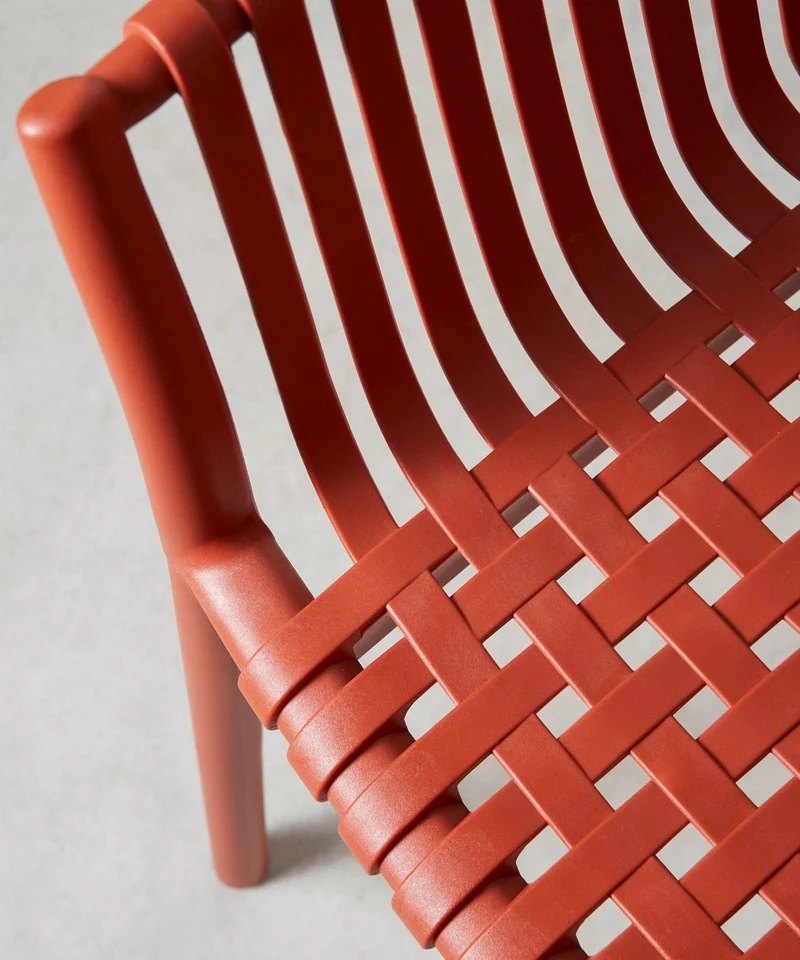 Silla de Polipropileno con Reposabrazos Salma