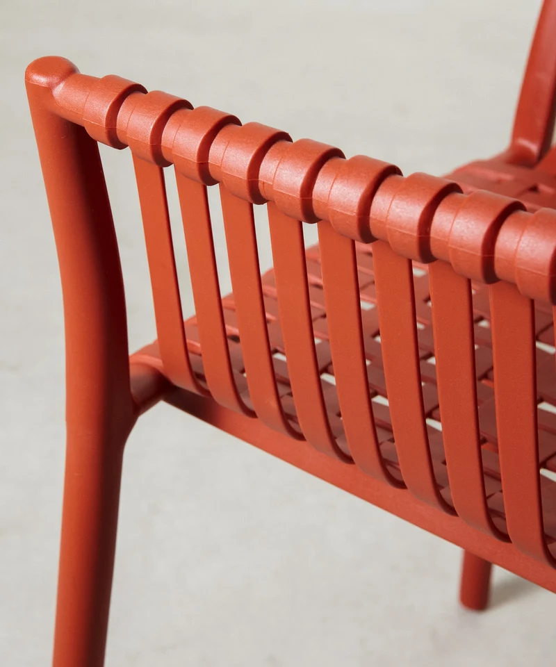 Silla de Polipropileno con Reposabrazos Salma