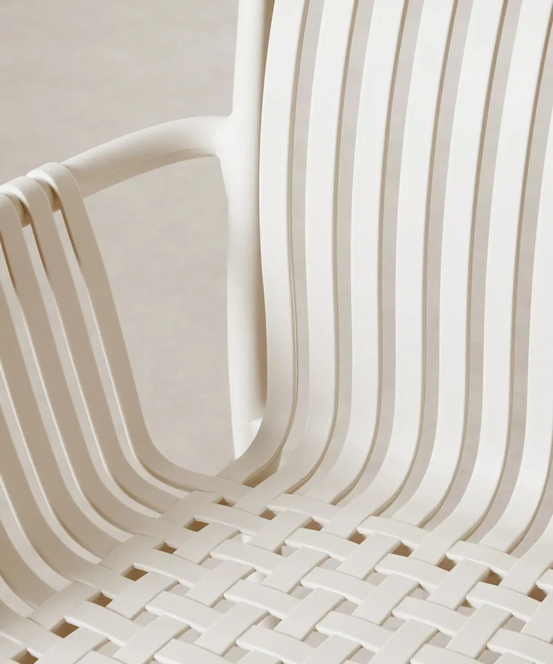 Silla de Polipropileno con Reposabrazos Salma