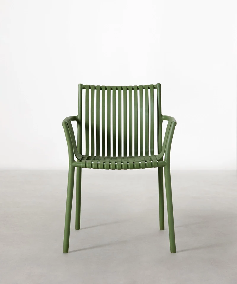 Silla de Polipropileno con Reposabrazos Salma