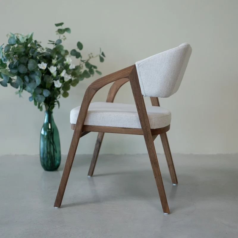 Chaise en bois massif Suède - NordicStory
