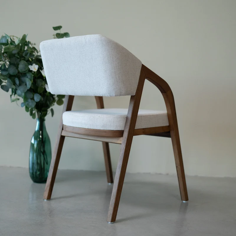 Chaise en bois massif Suède - NordicStory