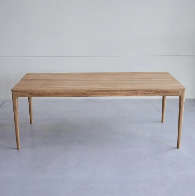 Table à manger extensible en bois massif de chêne Bergamo - NordicStory