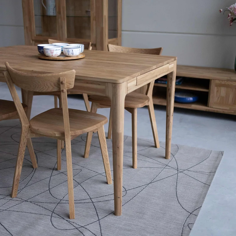 Table à manger extensible en bois massif de chêne Bergamo - NordicStory