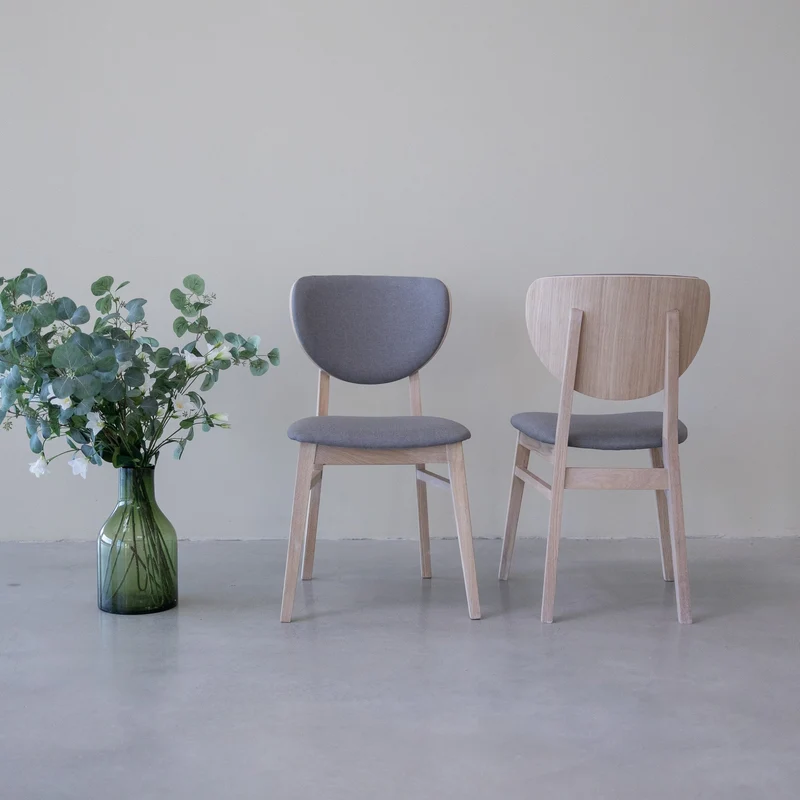 Chaise de salle à manger en bois massif de chêne blanchi Nova – Lot de 2 ou 4 chaises - NordicStory