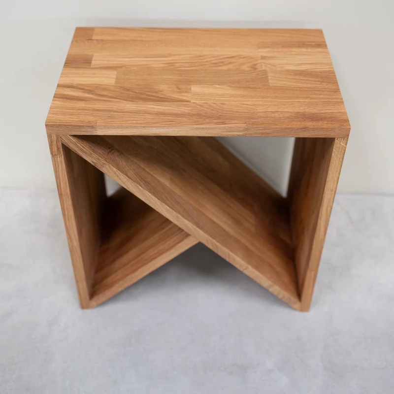 Table de chevet en bois massif de chêne Danemark – NordicStory