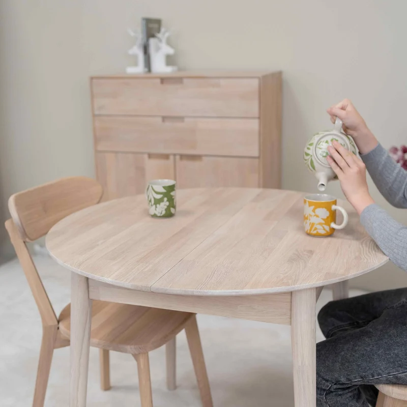 Table à manger ronde extensible en chêne massif Escandi 3 - NordicStory