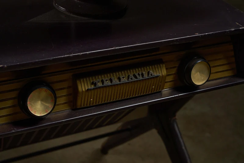 Teleavia P111 'Panoramic' Television Set (1958)