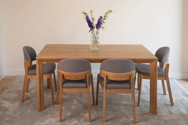 Table de salle à manger fixe en chêne massif DITA | VESKOR